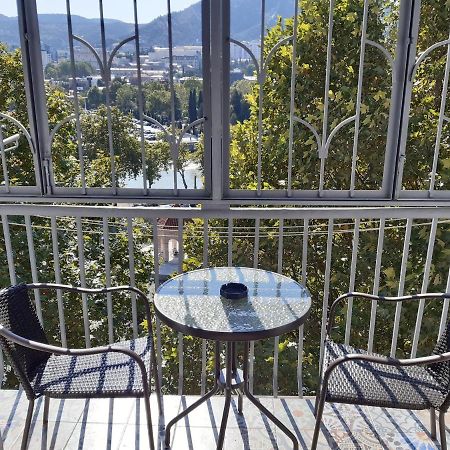 Apartment Near Church تبليسي المظهر الخارجي الصورة